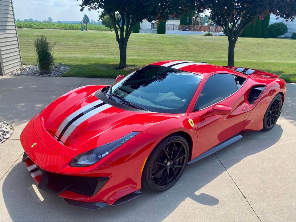 Ferrari 488 Pista